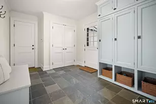 324 Sunnieholme Dr, Fairfield, CT 06824 - Photo 18