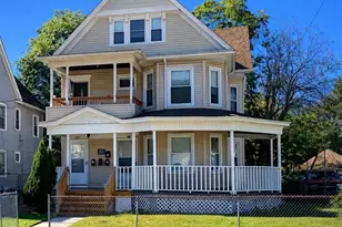 195 Edgewood St, Hartford, CT 06112 - Photo 1