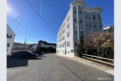 10 Balmforth Avenue #10, Danbury, CT 06810 - Photo 2