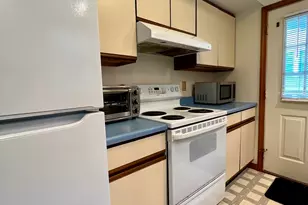 7 Golden Hill St, Bethel, CT 06801 - Photo 4