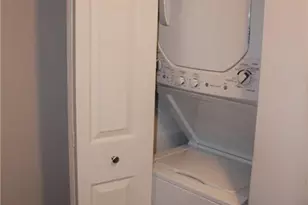 300 Broad St, Stamford, CT 06902 - Photo 24