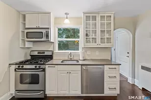 29 Vincent Ave, Stamford, CT 06905 - Photo 12