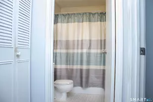 40 California St, Stratford, CT 06615 - Photo 6