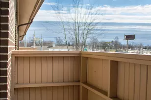 40 California St, Stratford, CT 06615 - Photo 8