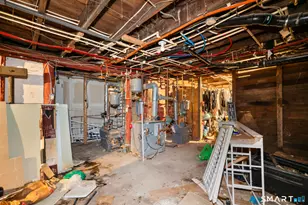 103 Walnut St, Waterbury, CT 06704 - Photo 36