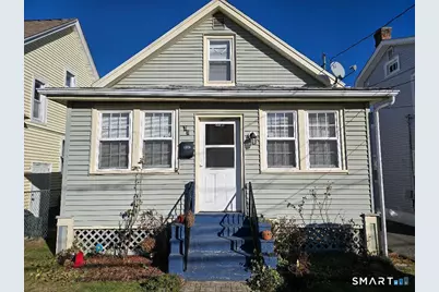 39 Lockhart Avenue, Waterbury, CT 06705 - Photo 1