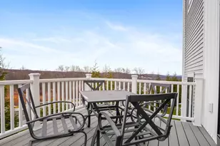 185 Brentwood Cir, Danbury, CT 06810 - Photo 14