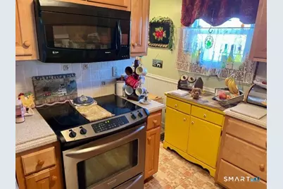 19 Bingham Street, Bristol, CT 06010 - Photo 4