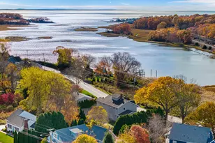 46 Old Black Point Rd, East Lyme, CT 06357 - Photo 8