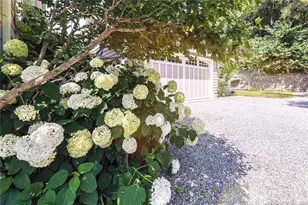 46 Old Black Point Rd, East Lyme, CT 06357 - Photo 38