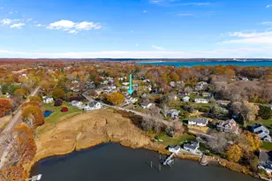 46 Old Black Point Rd, East Lyme, CT 06357 - Photo 4