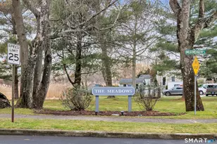 139 Field Point Dr, Fairfield, CT 06824 - Photo 30