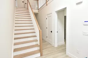 40 Fullin Rd, Norwalk, CT 06851 - Photo 2