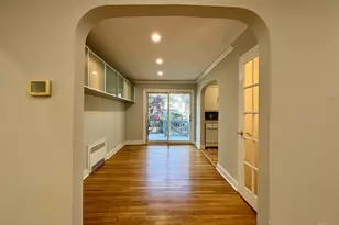 415 Savoy St, Bridgeport, CT 06606 - Photo 4