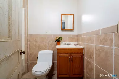 19 McDermott Street, Danbury, CT 06810 - Photo 22