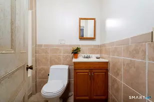 19 McDermott St, Danbury, CT 06810 - Photo 22