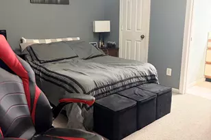 180 Carriage Crossing Ln, Middletown, CT 06457 - Photo 4