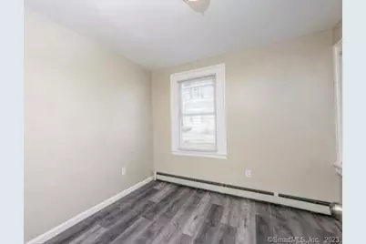 2818 Whitney Avenue, Hamden, CT 06518 - Photo 8