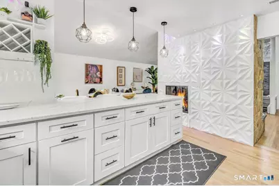 110 Grenelle Street, Bridgeport, CT 06606 - Photo 24