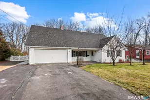 16 Chestnut Ln, West Hartford, CT 06110 - Photo 1