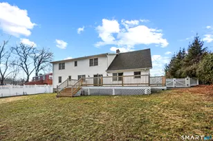 16 Chestnut Ln, West Hartford, CT 06110 - Photo 30