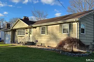56 Dessa Dr, Hamden, CT 06517 - Photo 2