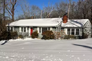 15 North St, Shelton, CT 06484 - Photo 2