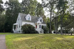 28 North Ave, North Haven, CT 06473 - Photo 2