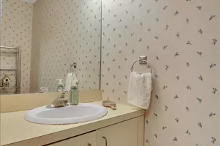 827 Oronoke Rd, Waterbury, CT 06708 - Photo 10