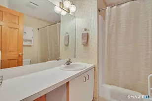 827 Oronoke Rd, Waterbury, CT 06708 - Photo 16