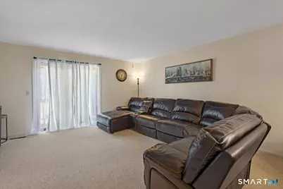 827 Oronoke Road #APT 5-1, Waterbury, CT 06708 - Photo 4