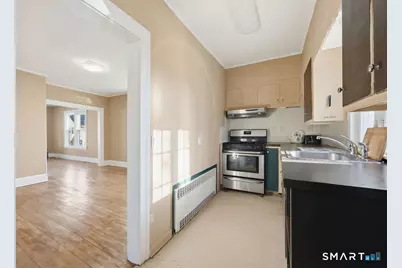 497 Commonwealth Avenue, New Britain, CT 06053 - Photo 12