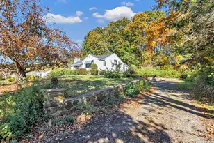 104 Sperry Dr, Guilford, CT 06437 - Photo 34