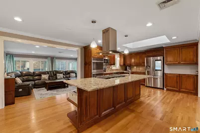 21 Histon Road, Trumbull, CT 06611 - Photo 6