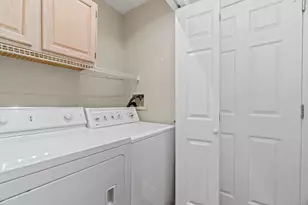 4001 Heartwood Ln, Danbury, CT 06811 - Photo 8