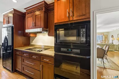 791 Prospect Avenue #17, West Hartford, CT 06105 - Photo 10