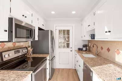 36 Middlebury Street, Stamford, CT 06902 - Photo 14