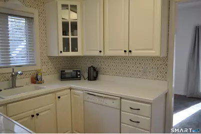 29 Crocus Lane #29, Avon, CT 06001 - Photo 6