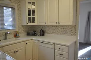 29 Crocus Ln, Avon, CT 06001 - Photo 6