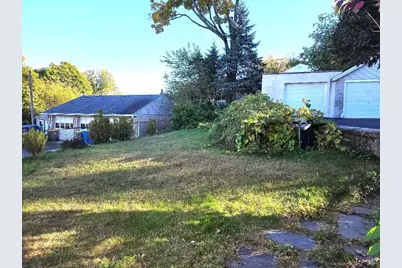 39 Starview Avenue #1st floor, Waterbury, CT 06708 - Photo 8