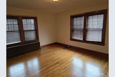 39 Starview Avenue #1st floor, Waterbury, CT 06708 - Photo 4