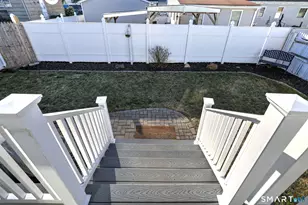 299 Meadows End Rd, Milford, CT 06460 - Photo 4