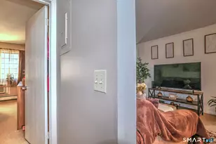 125 Warner Hill Rd, Stratford, CT 06614 - Photo 28