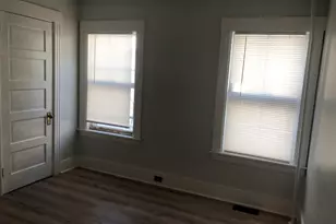 37 Sherman St, Bristol, CT 06010 - Photo 14