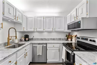 8 Upper Main Street #14, Sharon, CT 06069 - Photo 6