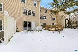 17 Hubbard Run Dr, Glastonbury, CT 06033 - Photo 28