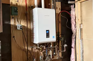 24 Byron Ave, Ansonia, CT 06401 - Photo 20