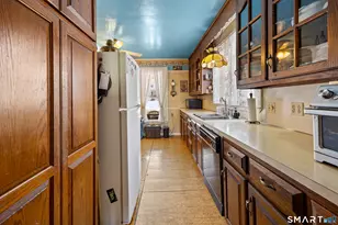 49 Woodland St, Bristol, CT 06010 - Photo 18