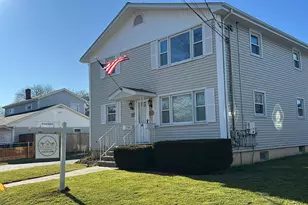 305 Wiklund Ave, Stratford, CT 06614 - Photo 2