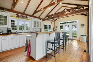 35 Northrop St, Bridgewater, CT 06752 - Photo 4